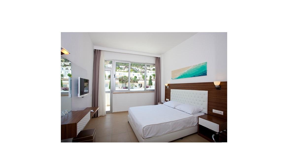 Otel Club Sardinia 4*